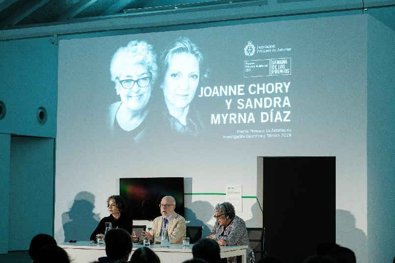 A Meeting with Joanne Chory and Sandra Myrna Díaz.    