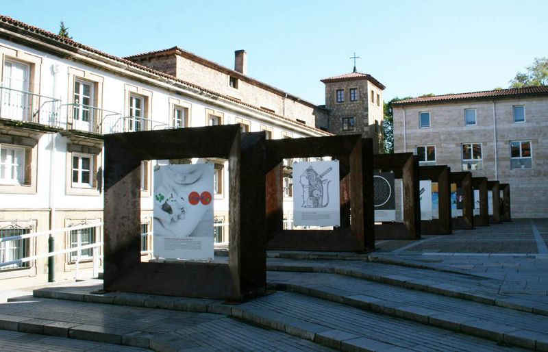 Carteles de la exposición de la Asociación de Diseñadores Gráficos de Asturias