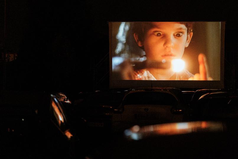 Drive-in Cinema. E.T. The Extra-Terrestrial (Steven Spielberg, 1982).