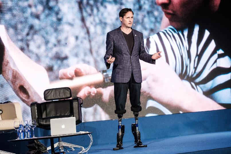 “The Challenges of Bionics”.