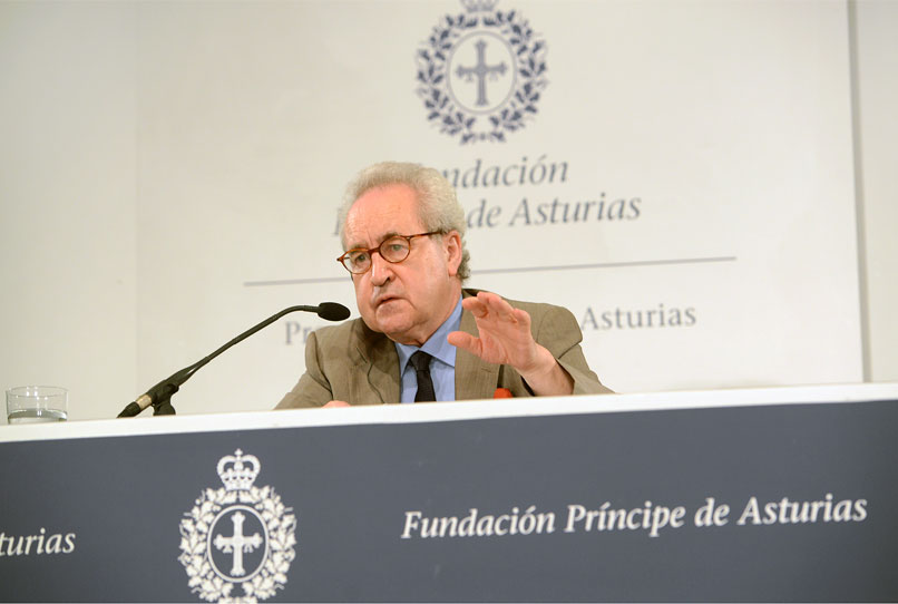 Press conference with John Banville