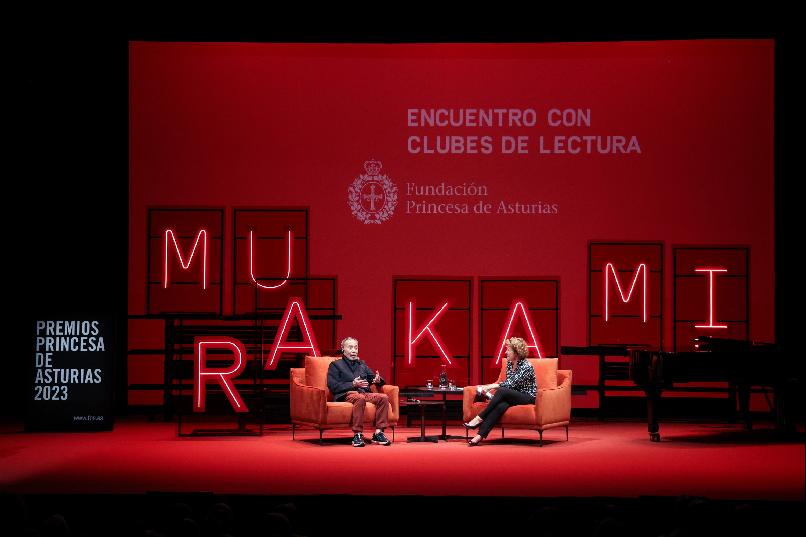 “Murakami Blues”. Haruki Murakami meets with members of book clubs linked to public libraries