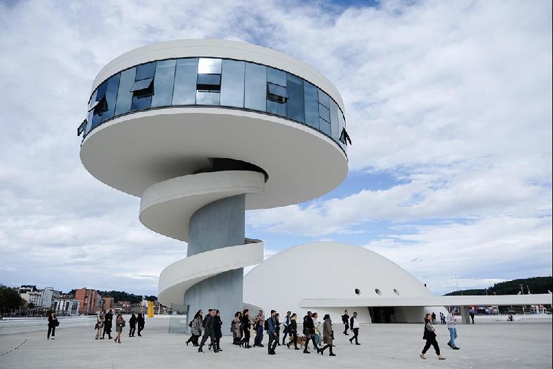 Visita al Centro Niemeyer