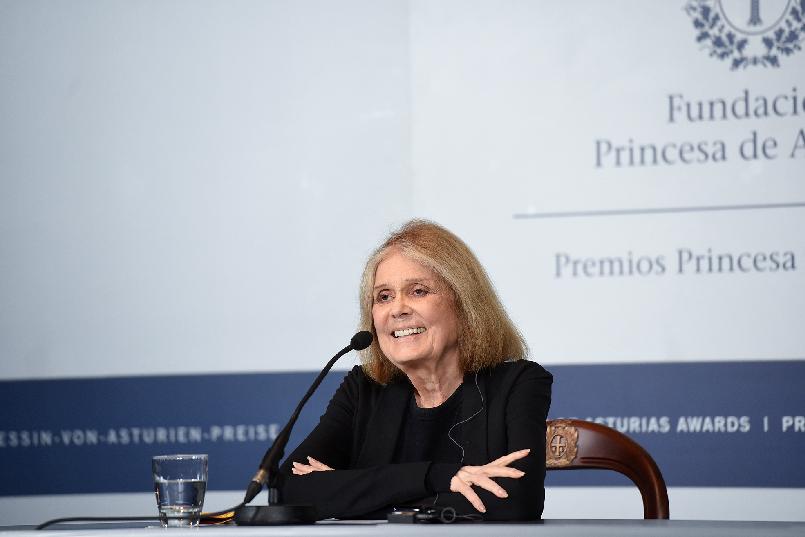 Press conference with Gloria Steinem