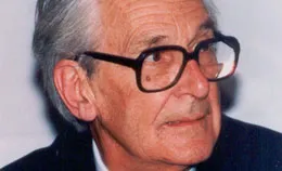 Raymond Carr